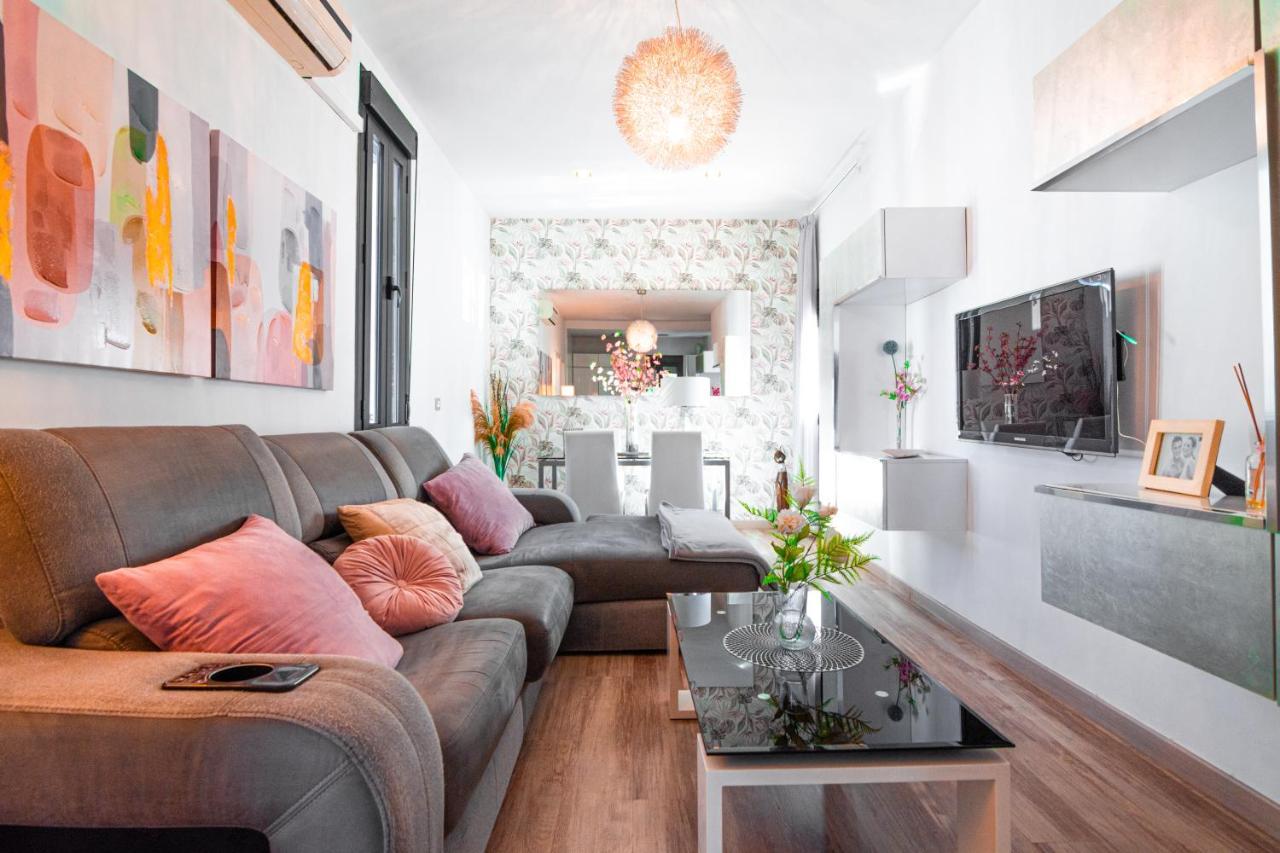 Edomus Gran Plaza Boutique Apartment เซบีญา ภายนอก รูปภาพ