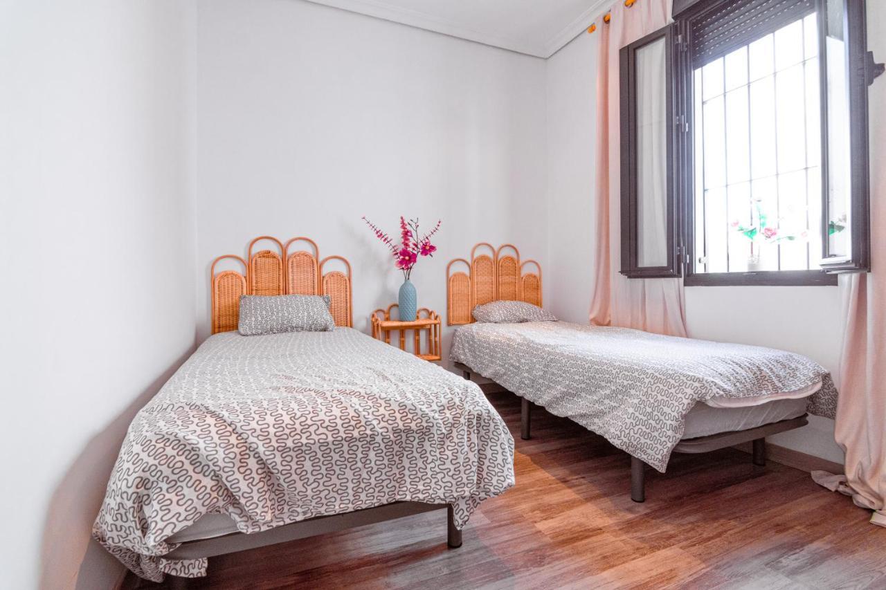 Edomus Gran Plaza Boutique Apartment เซบีญา ภายนอก รูปภาพ